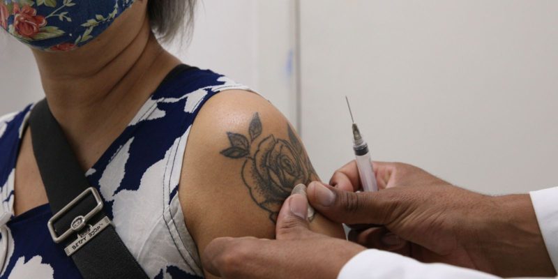 Covid-19: Brasil registra 220 mortes e 27,6 mil casos em 24 horas