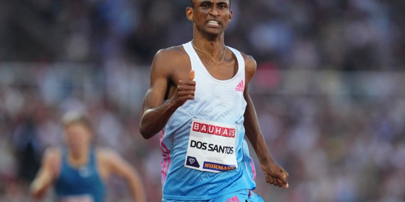 Imparável, Alison dos Santos é prata nos 400m rasos em GP na Hungria