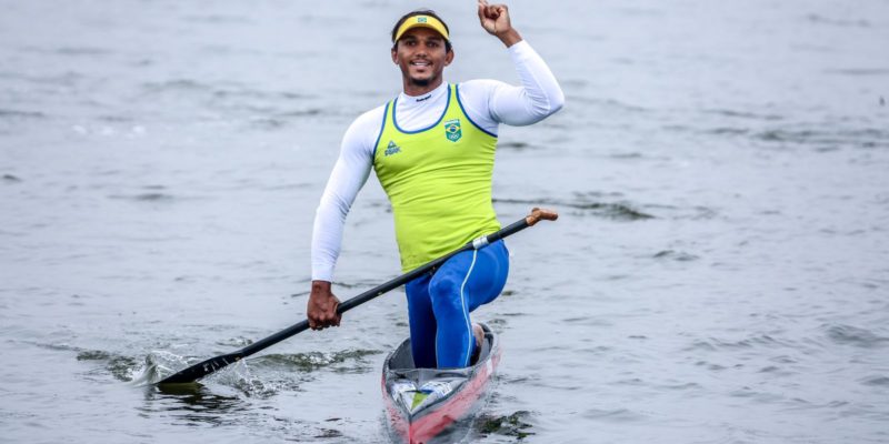 Isaquias Queiroz chega à final do Mundial de canoagem de velocidade