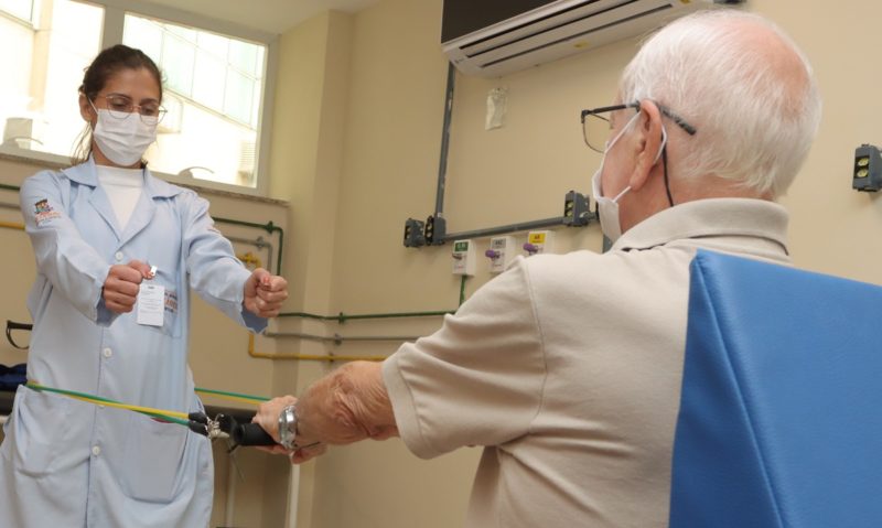 Centro de Reabilitação do Hospital Oceânico Gilson Cantarino completa um ano desde sua abertura – Prefeitura Municipal de Niterói