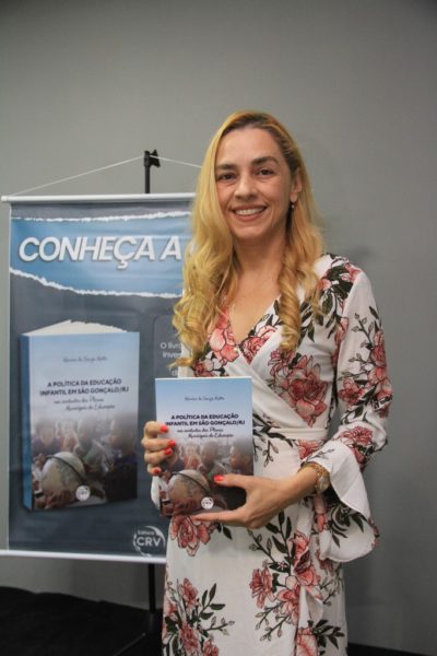Livro detalha políticas públicas na Educação de São Gonçalo