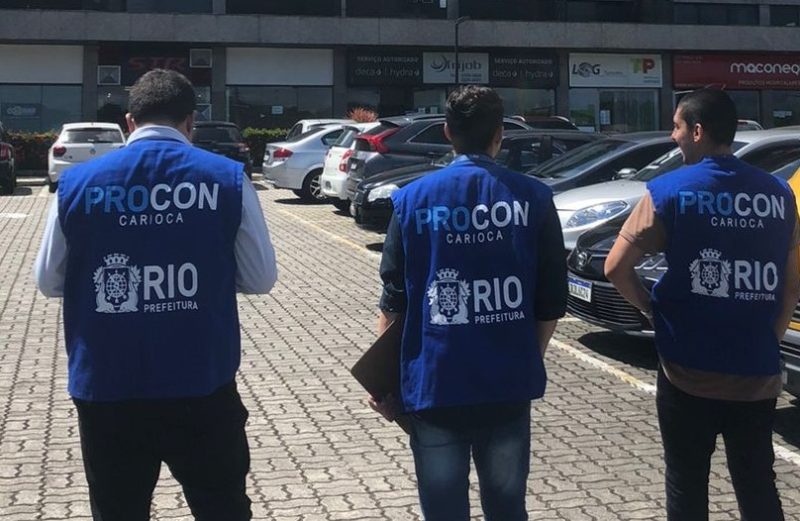 Procon Carioca notifica lojas por irregularidades em shopping de Campo Grande  – Prefeitura da Cidade do Rio de Janeiro