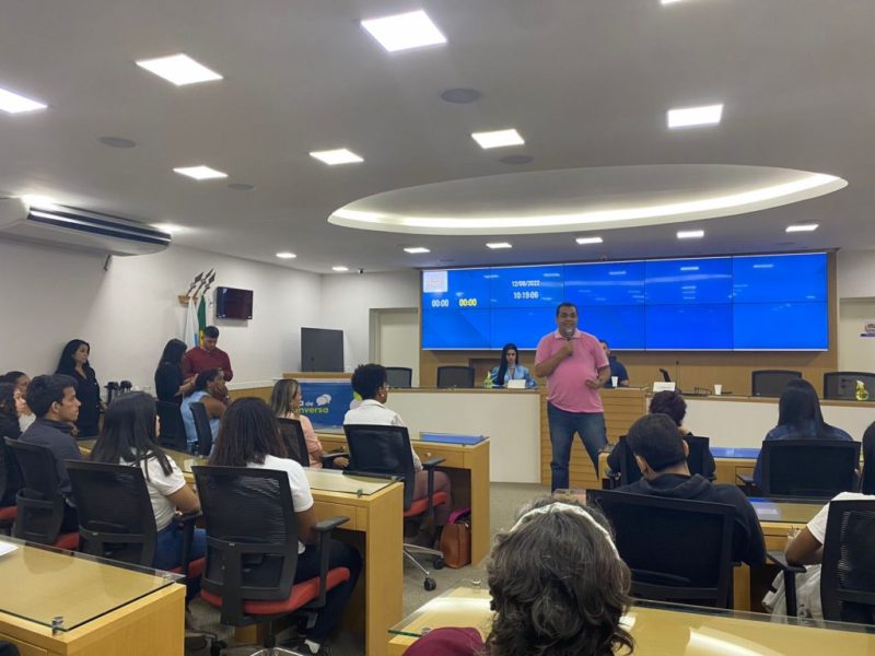 São Gonçalo debate garantia de direitos para os jovens