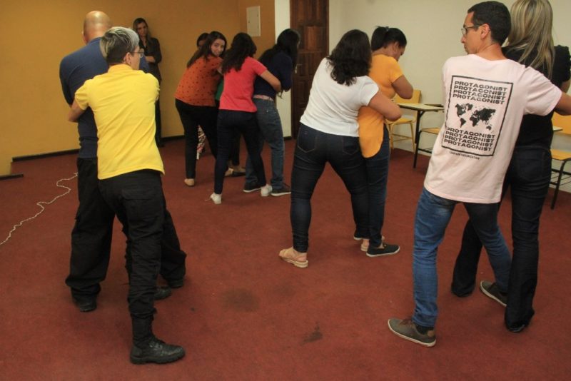 Servidores da Educação fazem curso de primeiros socorros