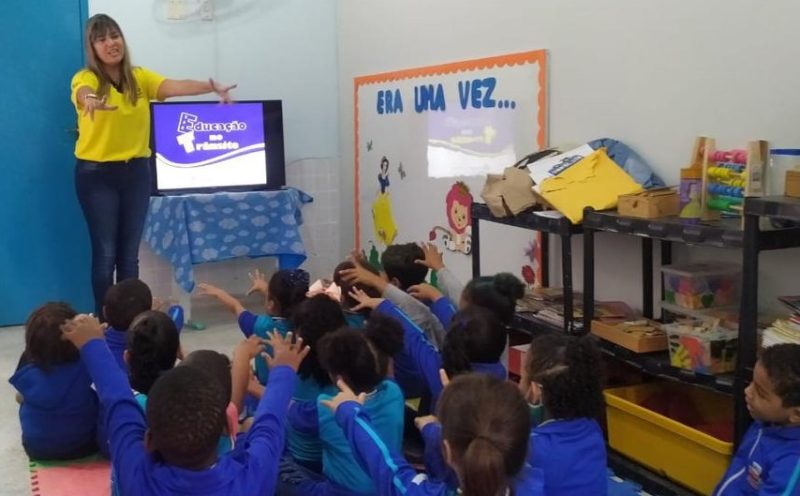 ‘Escola Cidadã’ leva educação no trânsito a alunos da rede municipal