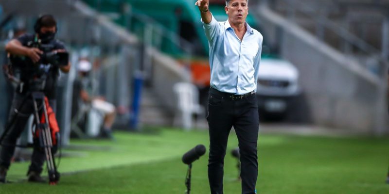 Grêmio demite Roger Machado e acerta retorno de Renato Gaúcho
