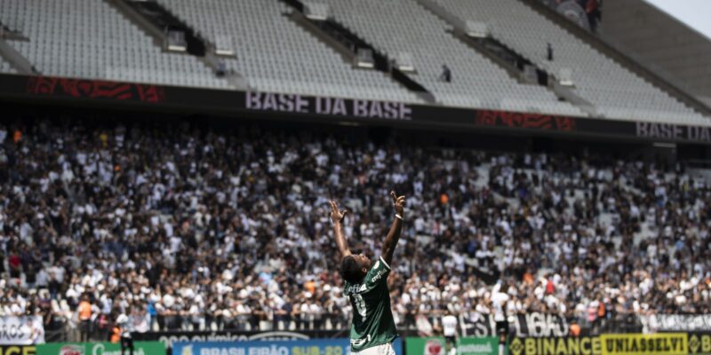 Palmeiras derrota Corinthians e conquista Brasileiro sub-20