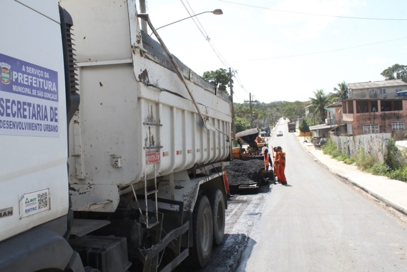 Pavimentação avança na Estrada de Ipiíba