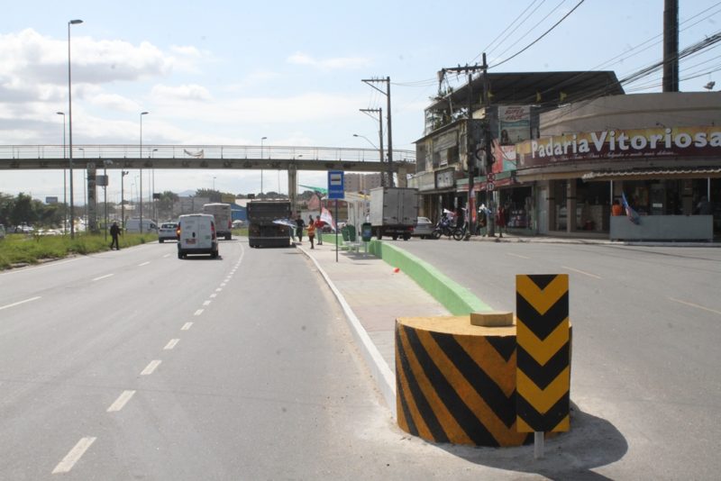 Ponto de ônibus é entregue aos pedestres em Vista Alegre
