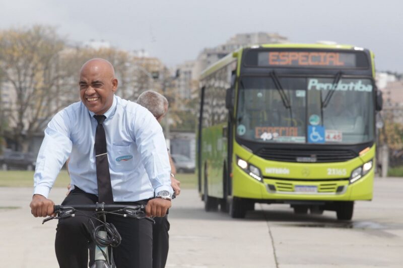 Motoristas de ônibus trocam de lugar com ciclistas em ação da Nittrans – Prefeitura Municipal de Niterói