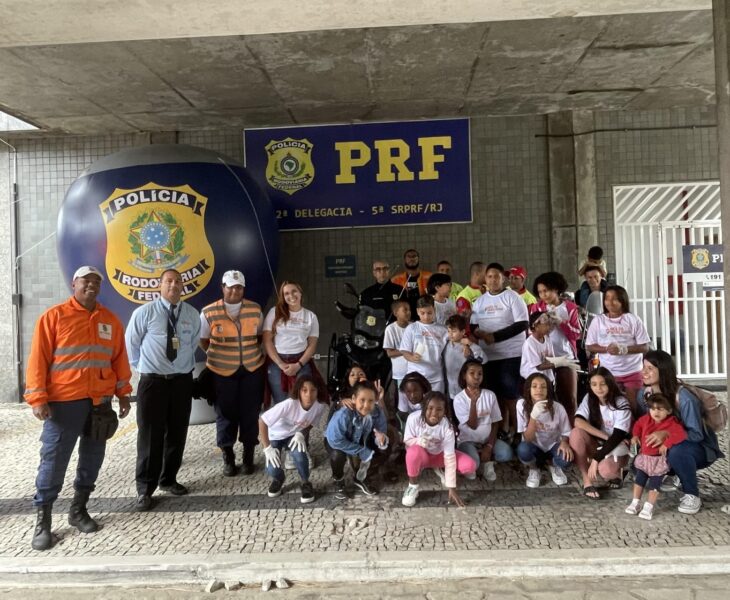Alunos da Rede Municipal visitam o CCO Mobilidade e o CCO da Ecoponte – Prefeitura Municipal de Niterói