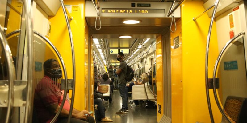 Covid-19: governo simplifica medidas para entrada de viajantes no país