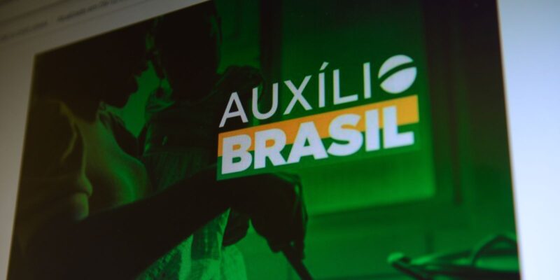 Auxílio Brasil é pago a beneficiários com NIS de final 7