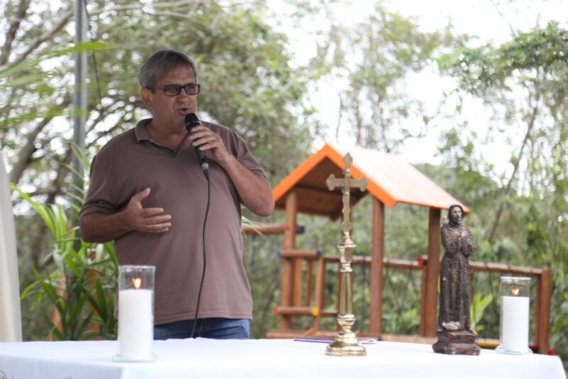 APA de Maria Paula celebra missa pelo dia de São Francisco de Assis