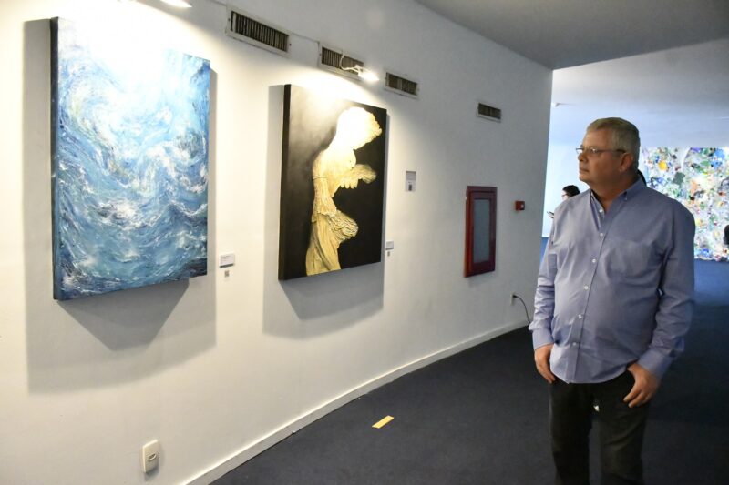 Prefeito de Niterói visita exposição sobre preservação dos oceanos no Caminho Niemeyer – Prefeitura Municipal de Niterói