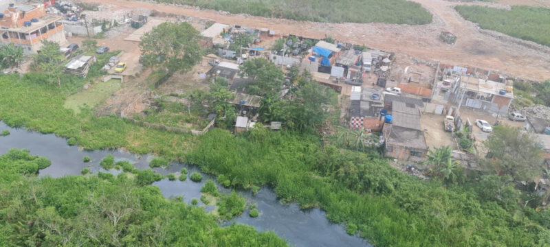 Com uso de helicóptero, Secretaria do Ambiente e Clima e PM desmobilizam aterro clandestino em Vargem Grande – Prefeitura da Cidade do Rio de Janeiro