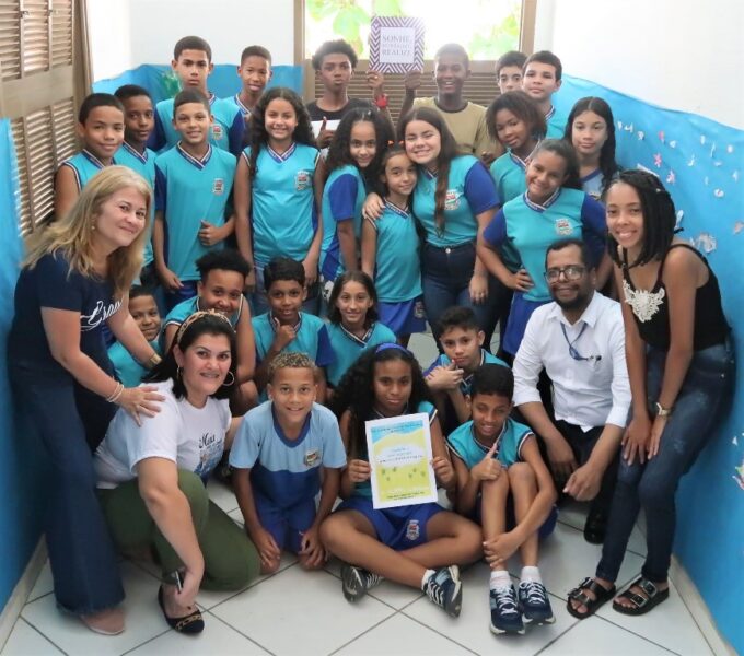 Estudantes de São Gonçalo são premiados por Consulado Francês