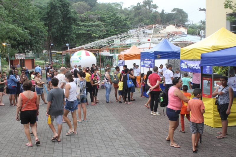 Primeira “Caravana de Arte e Lazer” acontece na praça do Zé Garoto
