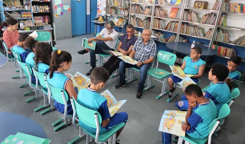 Projeto estimula a leitura em escola de São Gonçalo