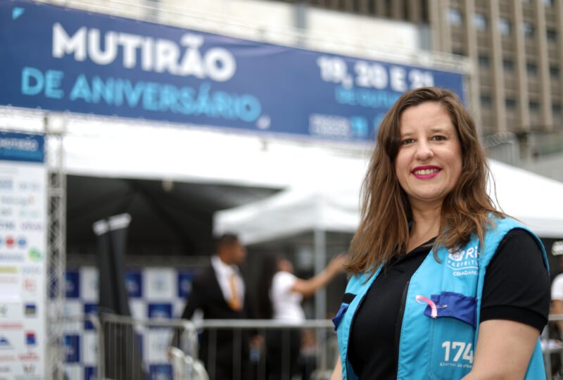 Semana do Servidor: Das filas nos bancos aos golpes virtuais, a rotina da advogada que ajudou a fundar o Procon Carioca – Prefeitura da Cidade do Rio de Janeiro