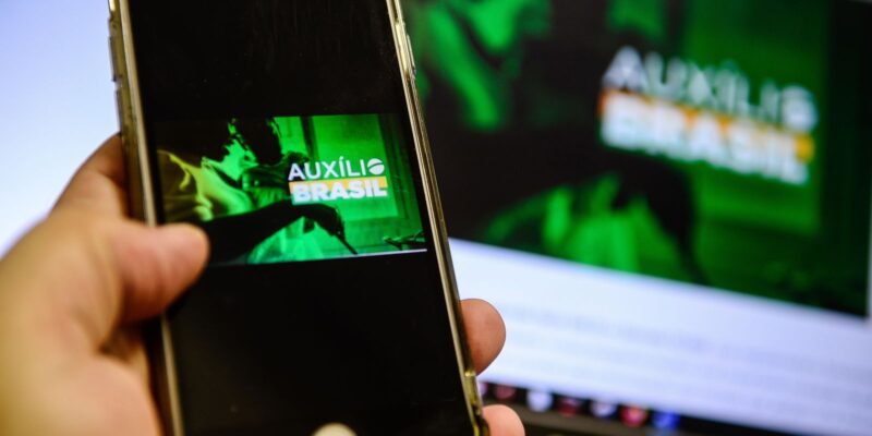 Auxílio Brasil é pago hoje a beneficiários de NIS final 2