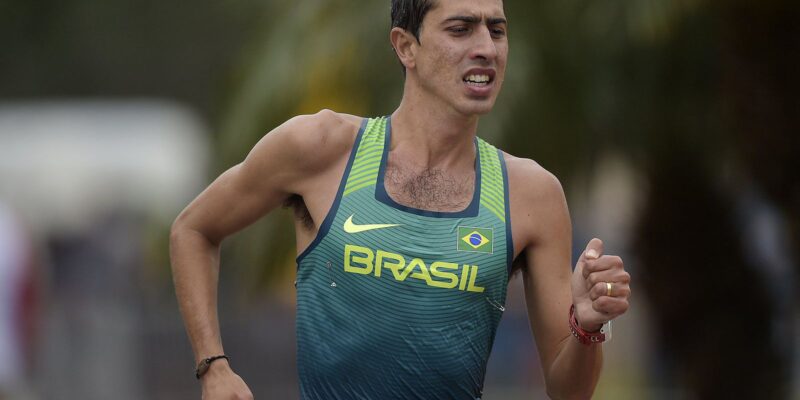 Caio Bonfim é vice-campeão do Race Walking Tour 2022