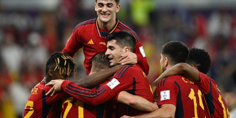 Espanha goleia por 7 a 0 em sua estreia na Copa do Catar