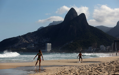 Prefeitura eterniza como patrimônio cultural de natureza imaterial trecho da Praia de Ipanema conhecido como “Dunas da Gal” nos anos 70 – Prefeitura da Cidade do Rio de Janeiro