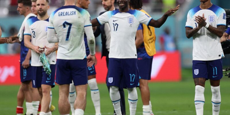Inglaterra goleia Irã em jogo marcado por protestos na Copa do Catar