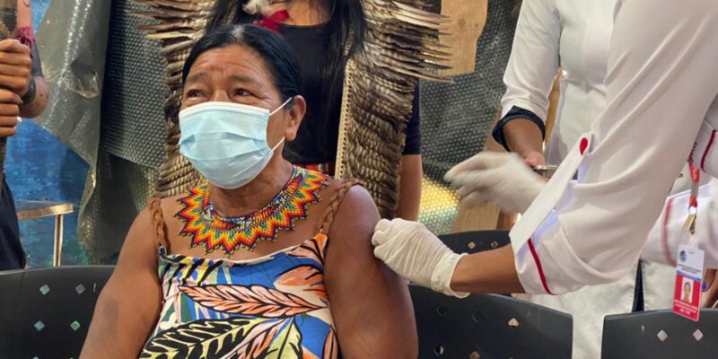 Brasil registra 9,4 mil novos casos e 80 mortes por covid-19