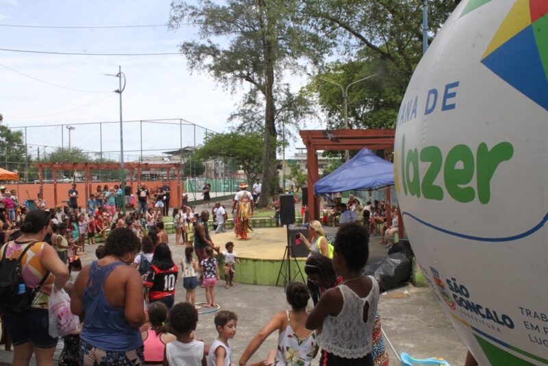 ‘Caravana de Arte e Lazer’ anima o feriado dos moradores do bairro Trindade