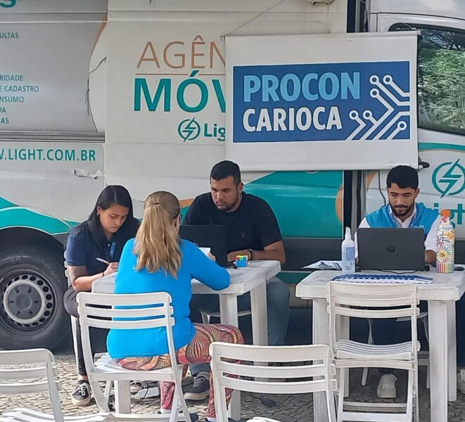 Procon Carioca leva atendimento ao Largo da Carioca antes do Natal – Prefeitura da Cidade do Rio de Janeiro