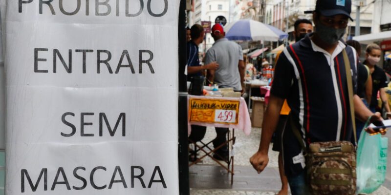 Brasil registra 9.868 casos de covid-19 e 20 mortes em 24 horas