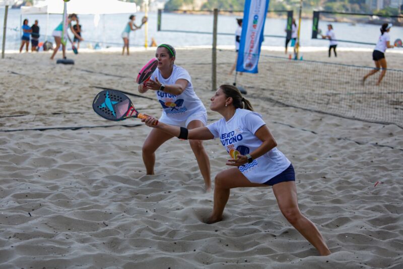 Circuito das Estações do Beach Tennis, na Praia de Icaraí, premia vencedores em nove categorias – Prefeitura Municipal de Niterói