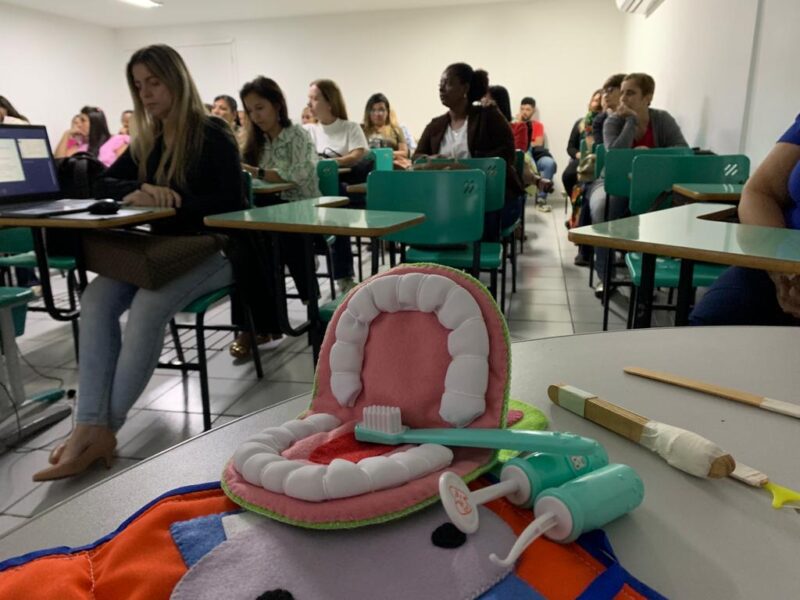 Saúde bucal: capacitação para atender pacientes com necessidades especiais 