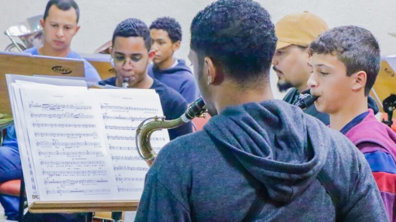Solar do Jambeiro recebe Orquestra Sopros do Rio em concerto que marca centenário do Walt Disney Company – Prefeitura Municipal de Niterói