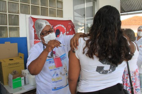 São Gonçalo segue com vacinação contra covid-19