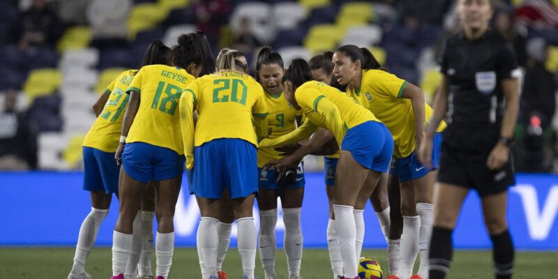 Governo adotará ponto facultativo em jogos da Seleção Feminina