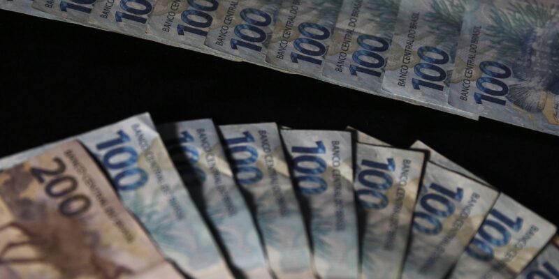 Arrecadação federal cai 3,4% e chega a R$ 180,47 bilhões em junho