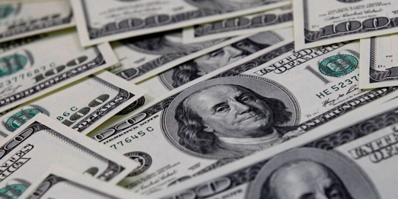 Contas externas têm saldo negativo de US$ 843 milhões em junho