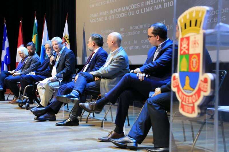Abertura do Seminário de Cooperação Acadêmica e de Negócios Brasil-Rio-Canadá-Québec reúne autoridades em Niterói