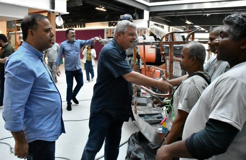 comitiva da Prefeitura visita obras do Mercado Municipal de Niterói – Prefeitura Municipal de Niterói