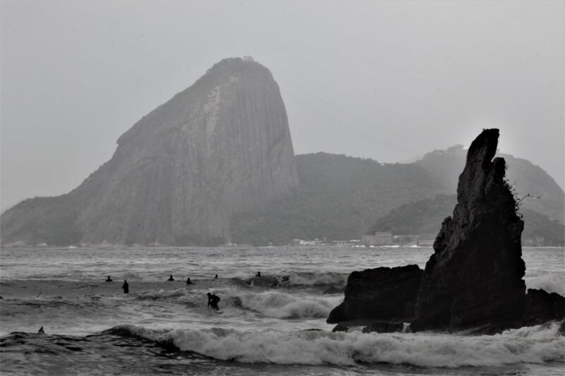 Previsão de boas ondas para a disputa do campeonato de surfe Itapuca Legends, na Baía de Guanabara – Prefeitura Municipal de Niterói