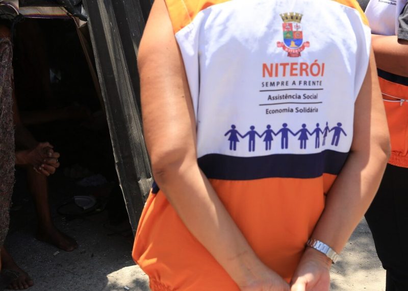 Ação da Prefeitura de Niterói leva acolhimento para pessoas em situação de rua – Prefeitura Municipal de Niterói