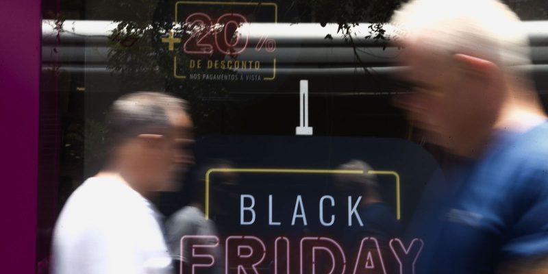 Black Friday: compra por impulso deve ser evitada, orientam entidades