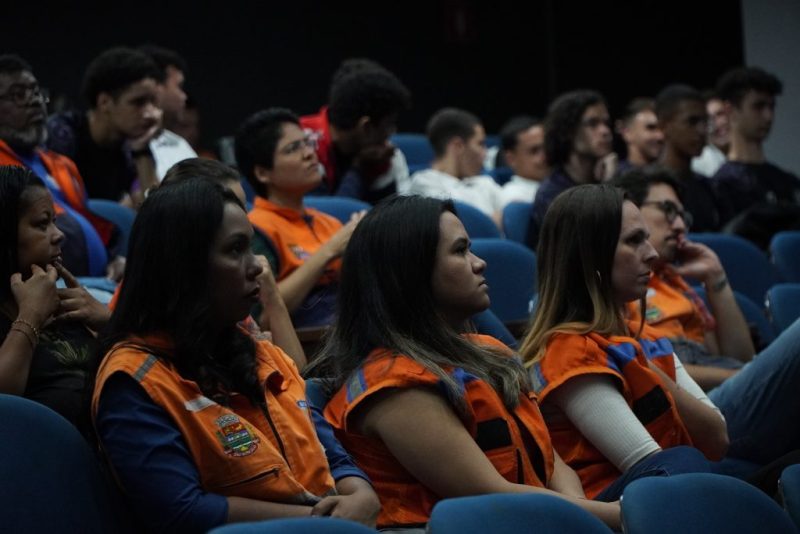 Defesa Civil dá dicas de como agir em caso de desastre natural