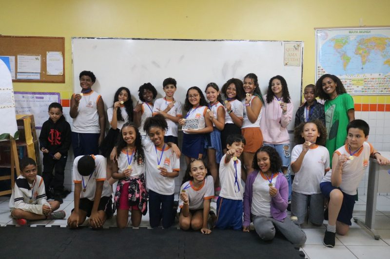 Escola Municipal Anísio Teixeira em Niterói recebe prêmio da embaixada francesa – Prefeitura Municipal de Niterói