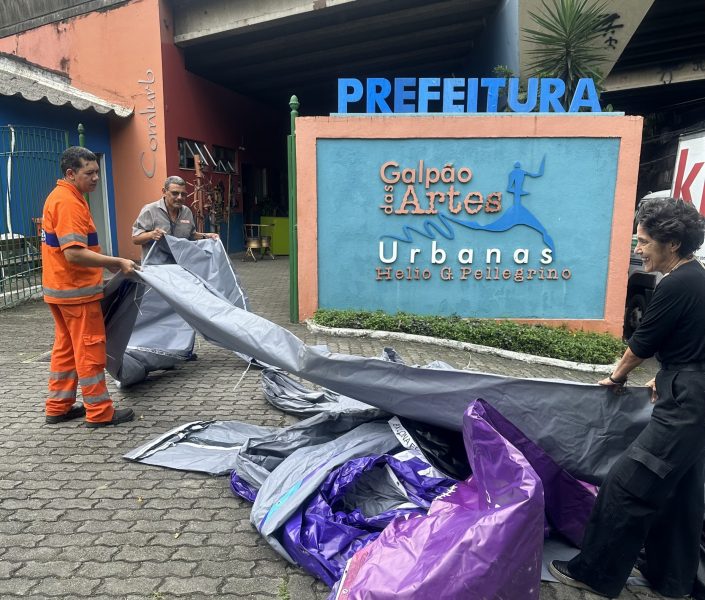 Galpão das Artes oferece oficinas gratuitas de ecobags feitas com reaproveitamento de banners – Prefeitura da Cidade do Rio de Janeiro
