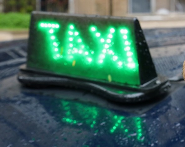 Táxis circulam com a nova cobrança a partir do dia 1º – Prefeitura Municipal de Niterói