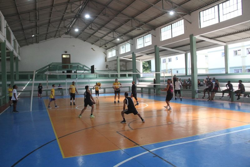 São Gonçalo promove copa de voleibol misto